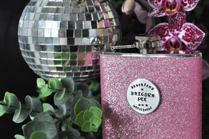 UNICORN PEE Pink Glitter Hip Flask – set design